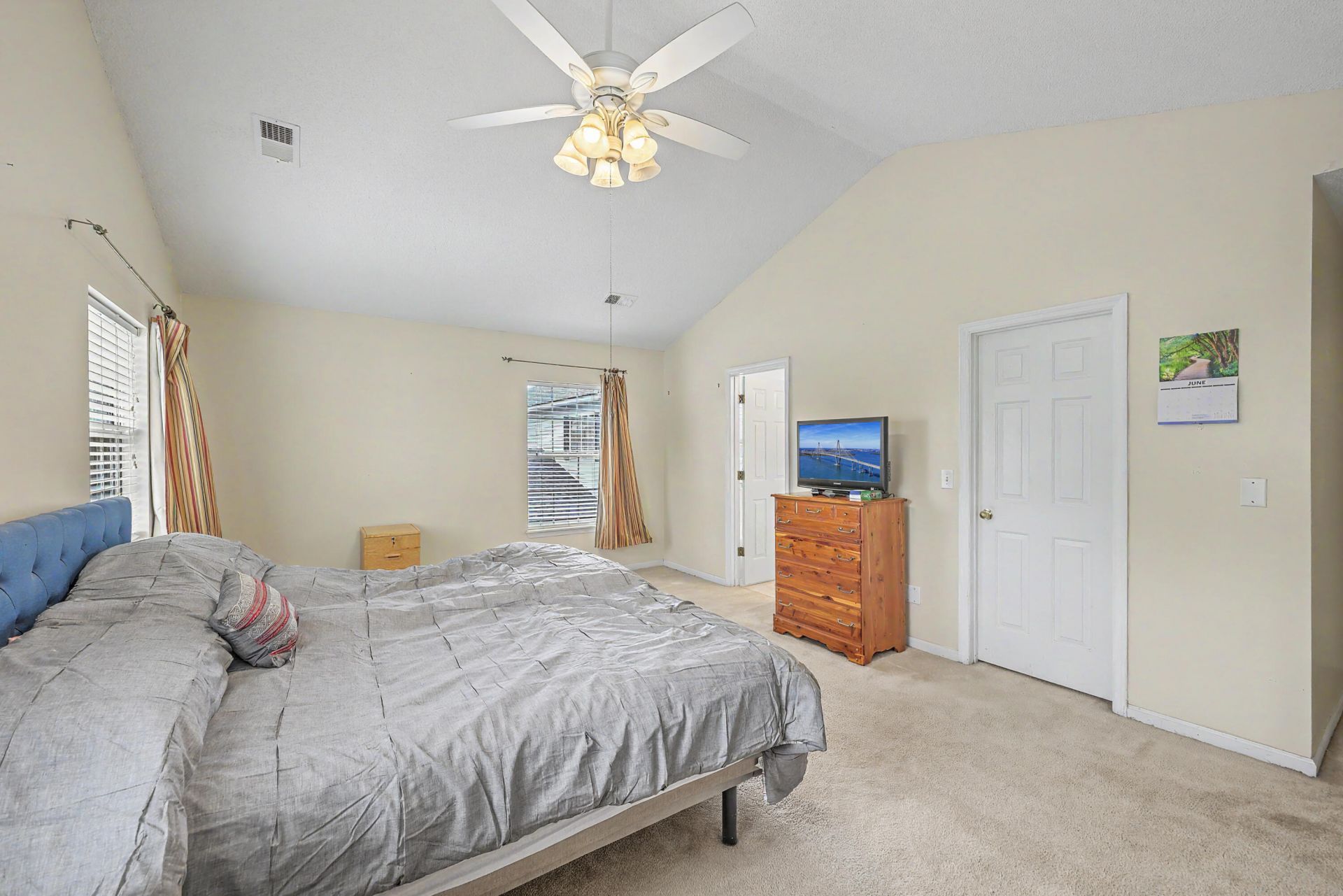 8047 Old London Road Photo 16