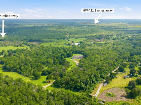 285 Hilltop DR, Dale, TX 78616