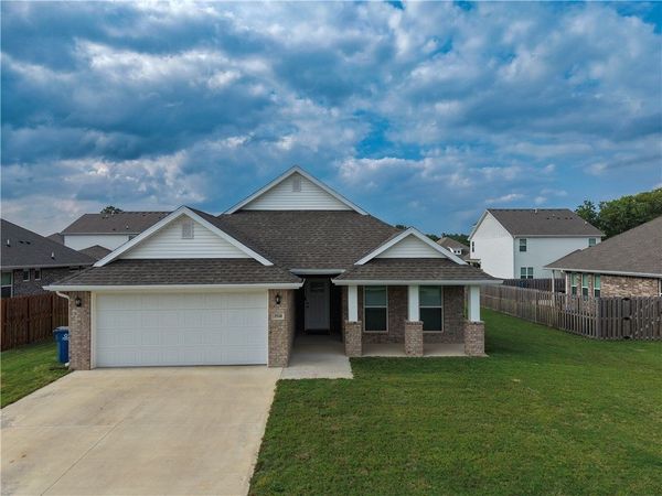 2510 Westbrook Loop , Pea Ridge, AR 72751