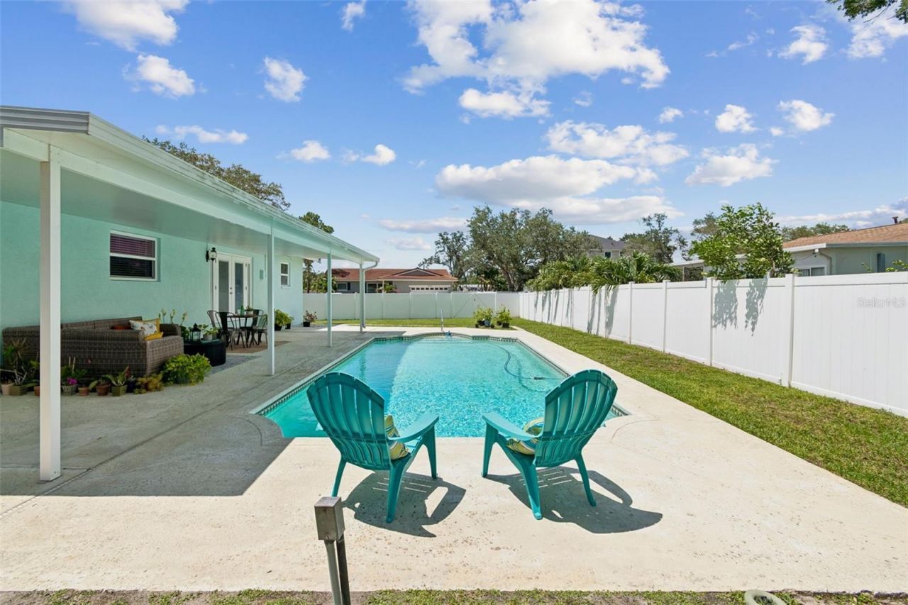 6035 19th Street Ne, Saint Petersburg, FL 33703 Photo