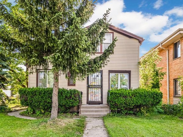 3523 N 76th STREET, Milwaukee, WI 53222
