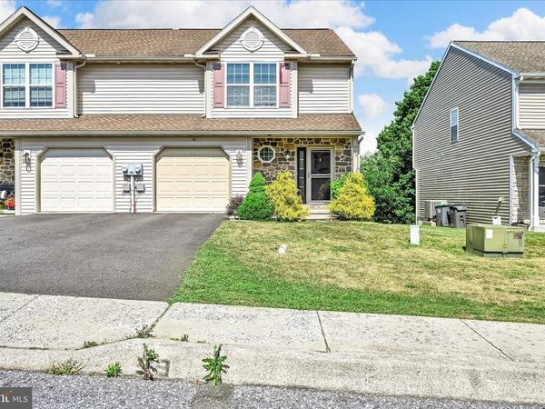 33 MARSHA DRIVE, CRESSONA, PA 17929