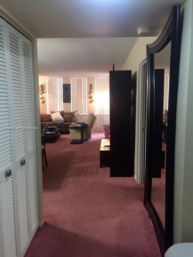 5401 Collins Ave , Unit 231, Miami Beach, FL 33140 Photo