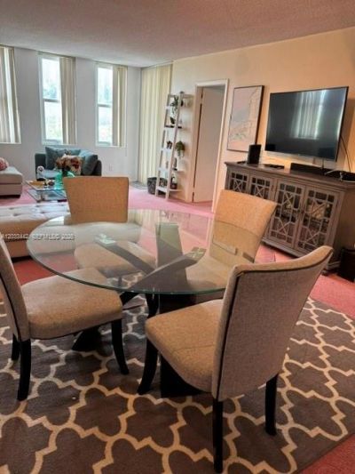 5401 Collins Ave , Unit 231, Miami Beach, FL 33140 Photo