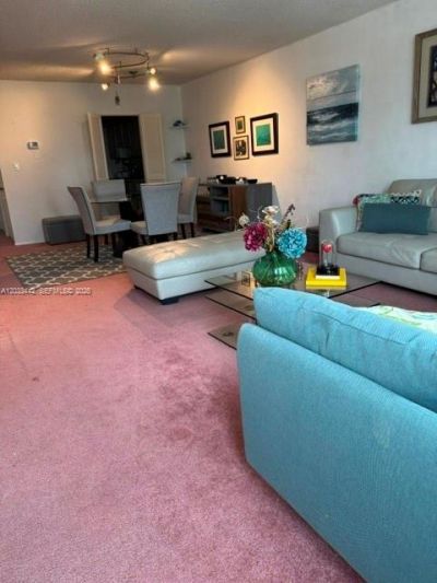 5401 Collins Ave , Unit 231, Miami Beach, FL 33140 Photo