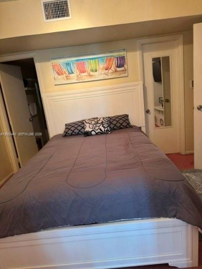 5401 Collins Ave , Unit 231, Miami Beach, FL 33140 Photo
