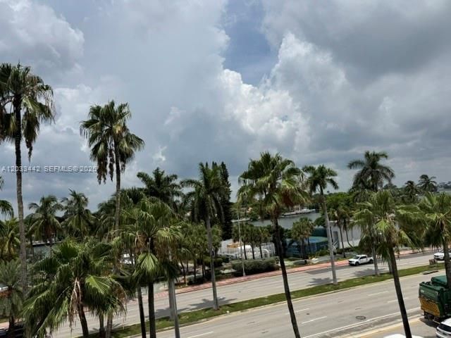 5401 Collins Ave , Unit 231, Miami Beach, FL 33140 Photo