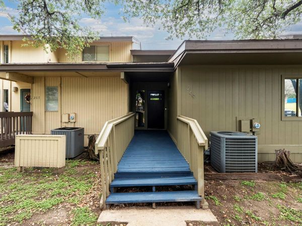 269 Venture BLVD S, Point Venture, TX 78645