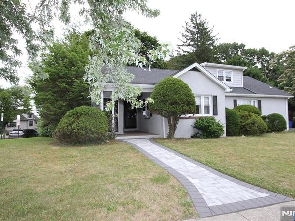 179 Mohawk Avenue 2, HAWTHORNE, NJ 07506