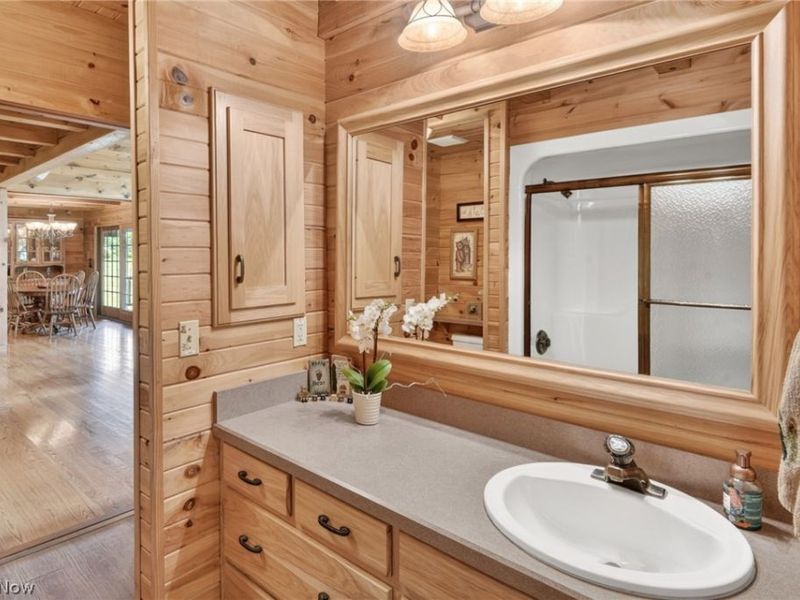 16727 Pitts Road, Wellington, OH 44090 Photo 7