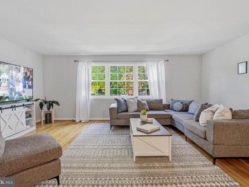 21 Theo Lane, Unit 21, Towson, MD 21204 Main Photo