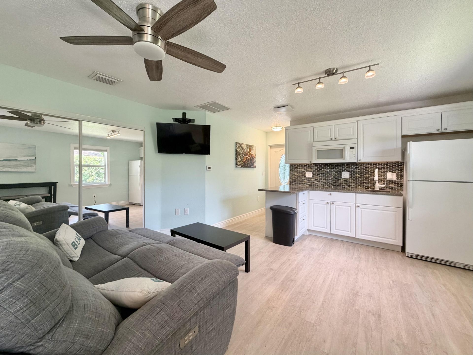 6100 Francis Street, Unit B, Jupiter, FL 33458 Photo