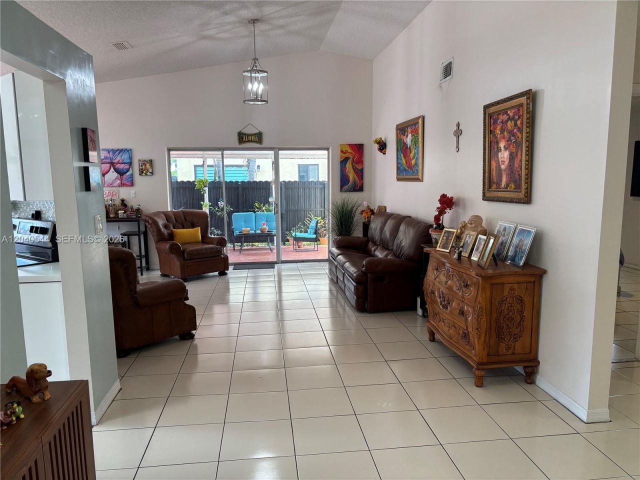 18713 NW 78th Ct, Hialeah, FL 33015 Photo