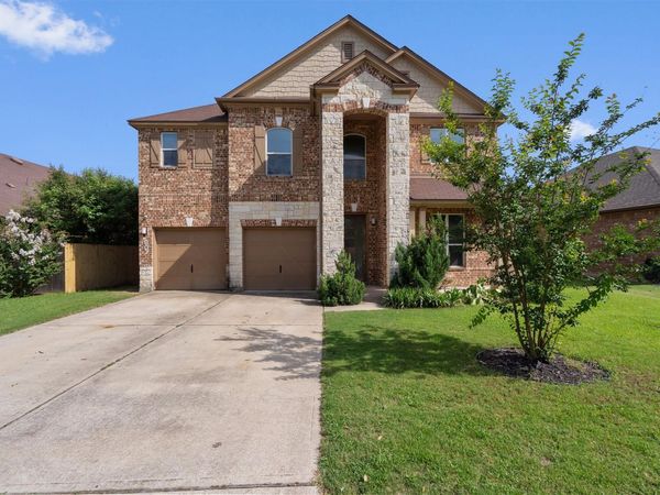 607 Yosemite TRL, Taylor, TX 76574