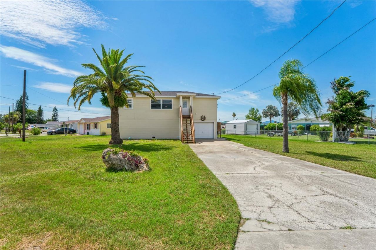 6641 Boatyard Drive, Hudson, FL 34667 Photo
