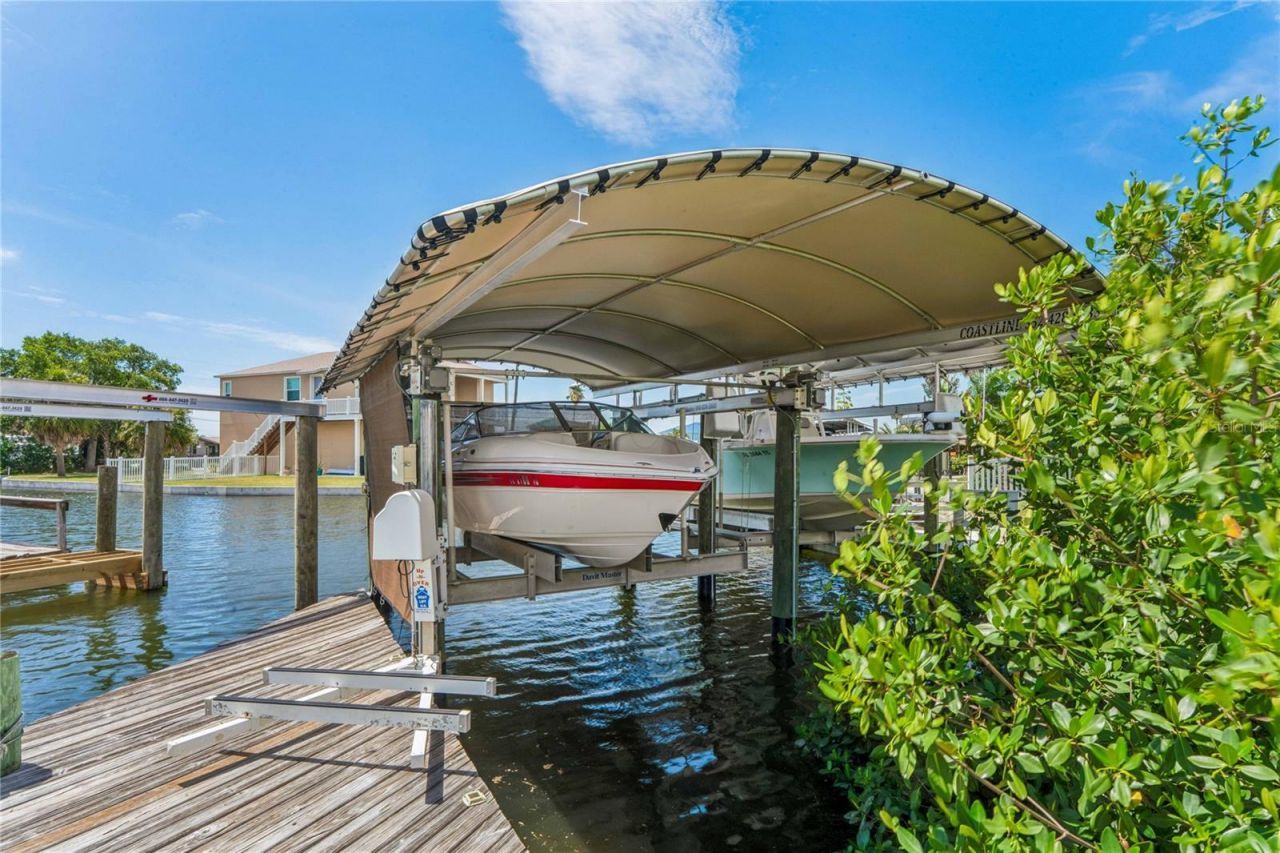 6641 Boatyard Drive, Hudson, FL 34667 Photo