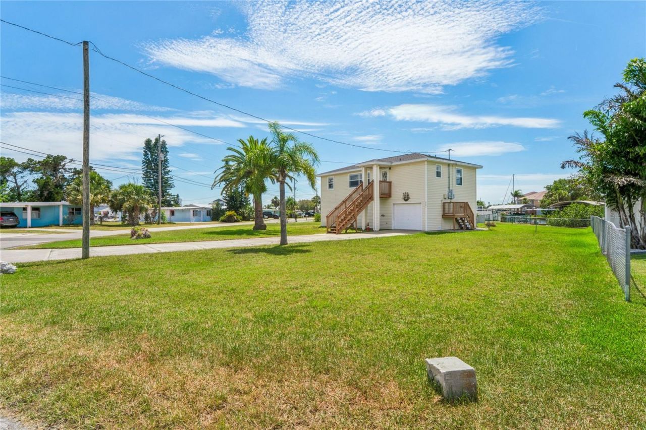 6641 Boatyard Drive, Hudson, FL 34667 Photo