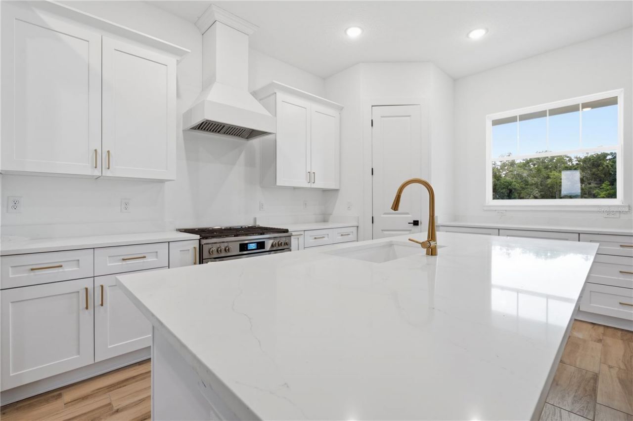 6534 N Harcross Avenue , Dunnellon, FL 34433 Photo