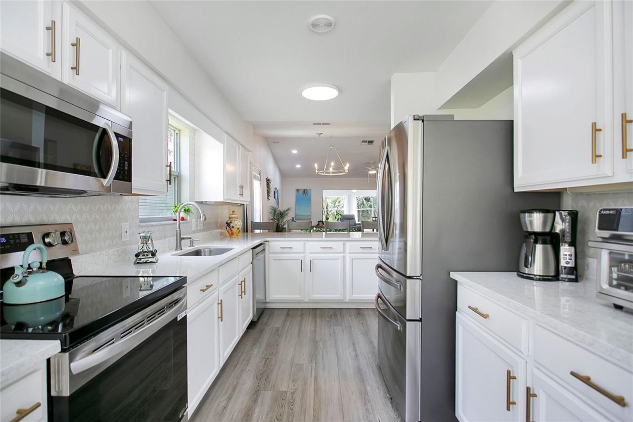 32222 Summertree Circle , Leesburg, FL 34748 Photo