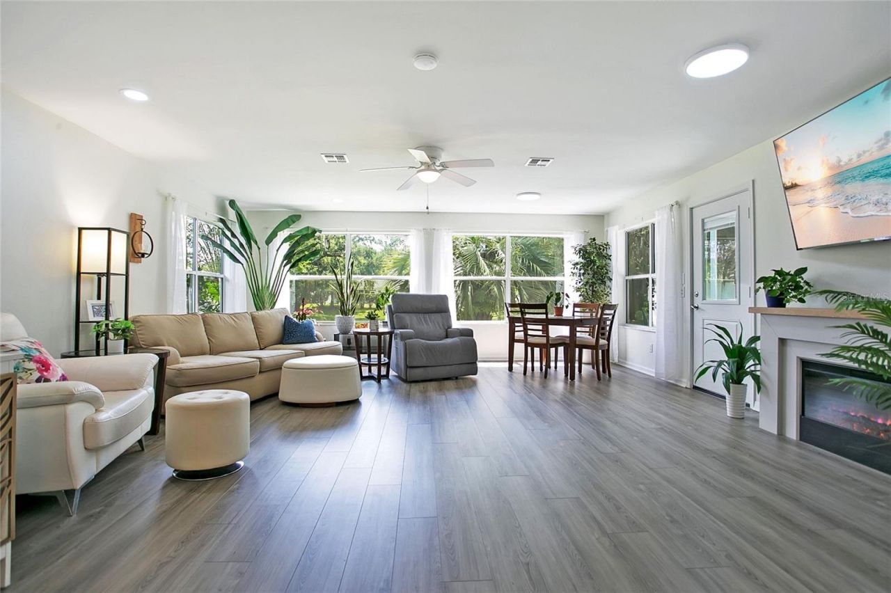 32222 Summertree Circle , Leesburg, FL 34748 Photo