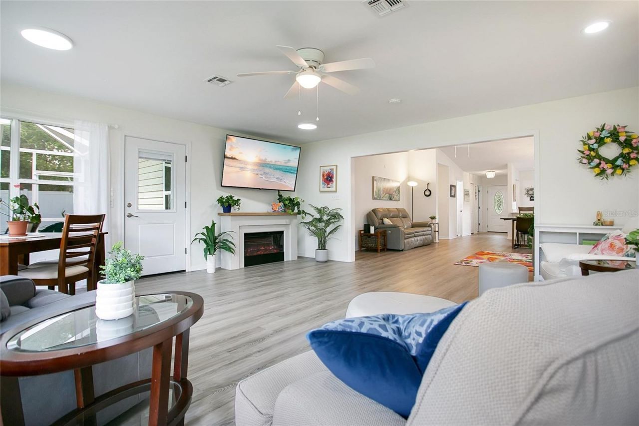 32222 Summertree Circle , Leesburg, FL 34748 Photo