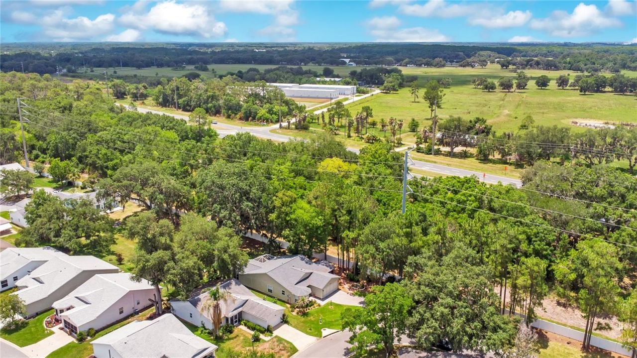 32222 Summertree Circle , Leesburg, FL 34748 Photo