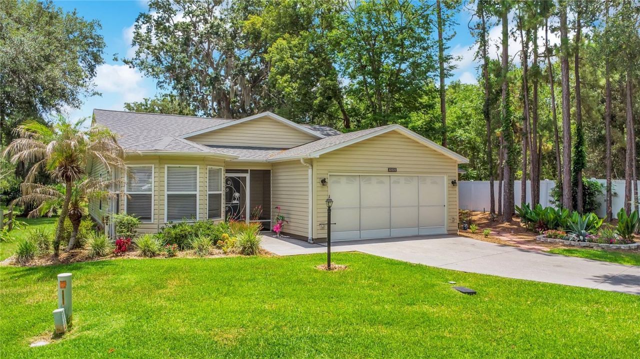 32222 Summertree Circle , Leesburg, FL 34748 Photo