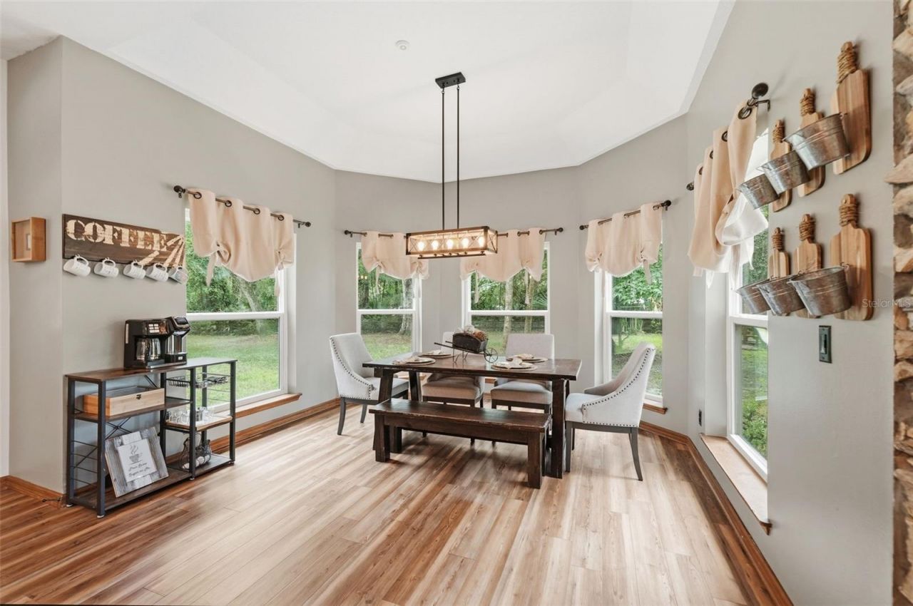 381 N Jungle Road, Geneva, FL 32732 Photo