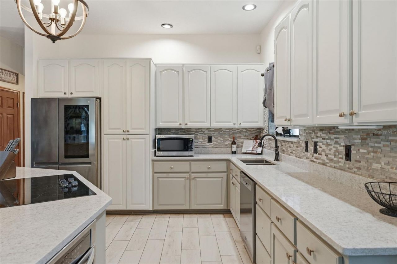 381 N Jungle Road, Geneva, FL 32732 Photo