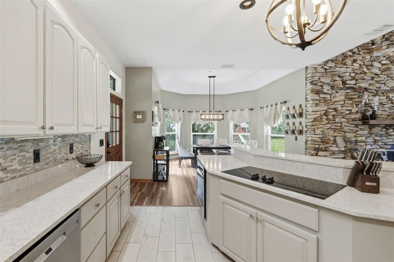 381 N Jungle Road, Geneva, FL 32732 Photo