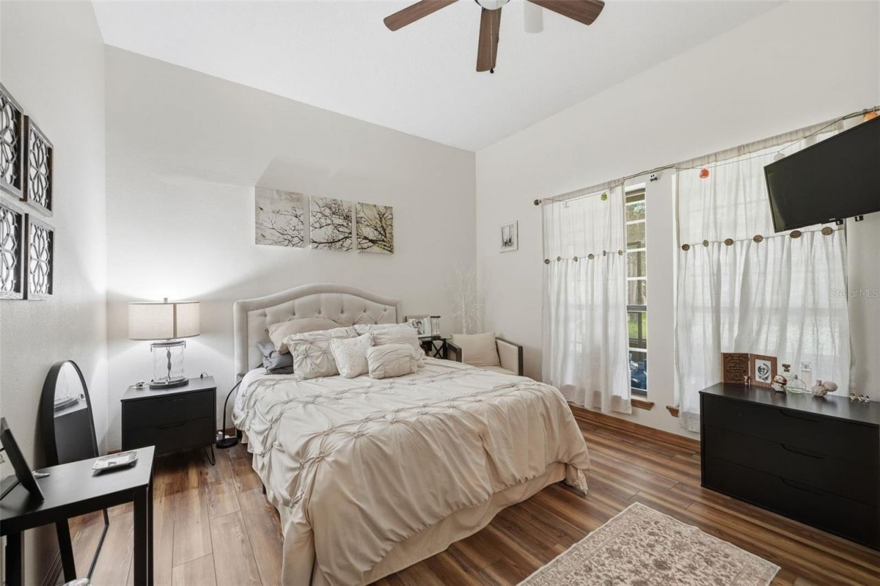 381 N Jungle Road, Geneva, FL 32732 Photo