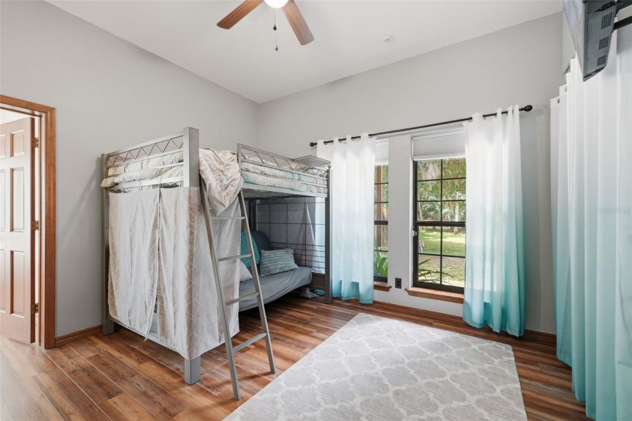 381 N Jungle Road, Geneva, FL 32732 Photo