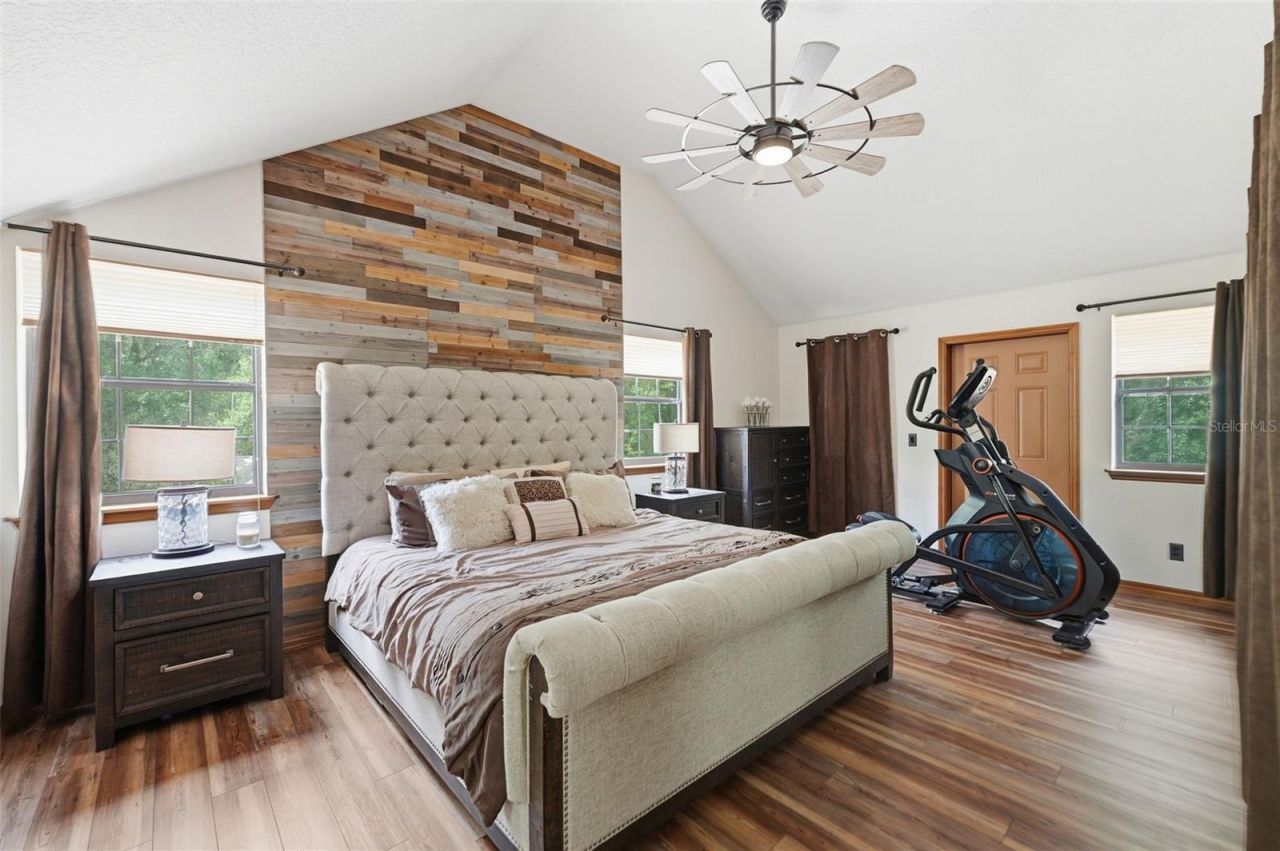 381 N Jungle Road, Geneva, FL 32732 Photo