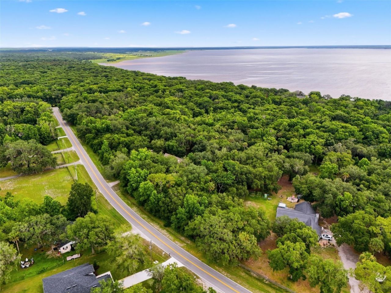 381 N Jungle Road, Geneva, FL 32732 Photo