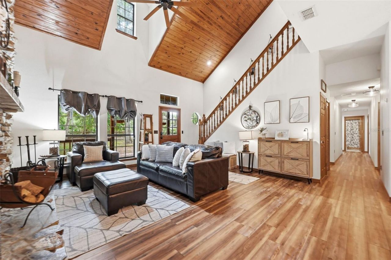 381 N Jungle Road, Geneva, FL 32732 Photo