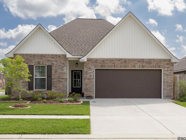 13138 Ducks Landing St, Gonzales, LA 70737