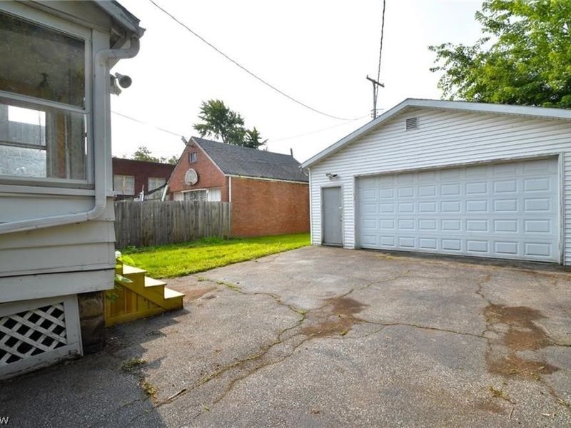 9817 Cudell Avenue, Cleveland, OH 44102 Photo 14