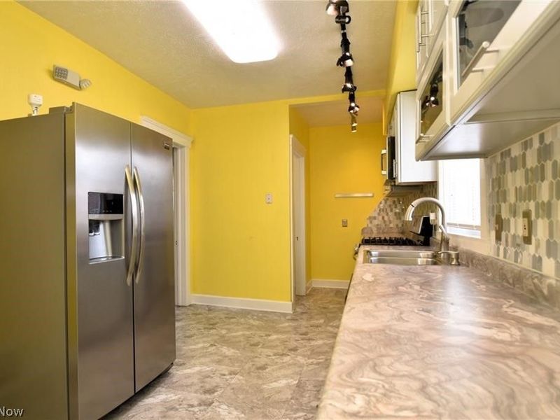 9817 Cudell Avenue, Cleveland, OH 44102 Photo 6