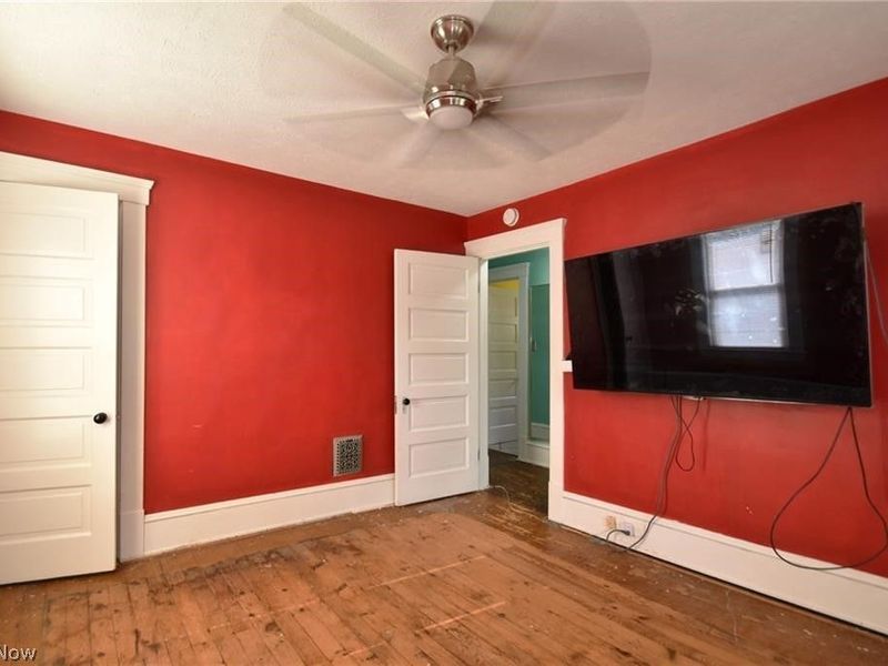 9817 Cudell Avenue, Cleveland, OH 44102 Photo 8
