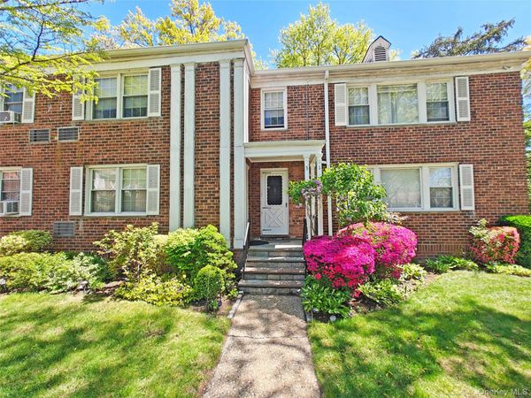 3 Lawrence Park Crescent , Unit 3, Bronxville, NY 10708