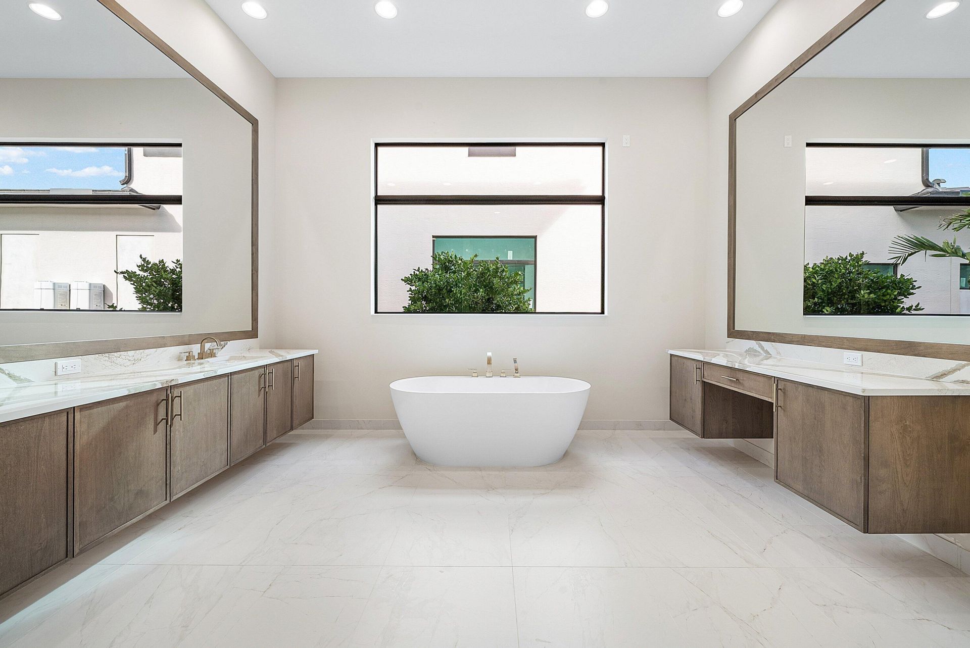 9109 Coral Isles Circle, Unit {Lot 86}, Palm Beach Gardens, FL 33412 Photo