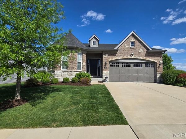 206 Partinico Place , St Peters, MO 63376