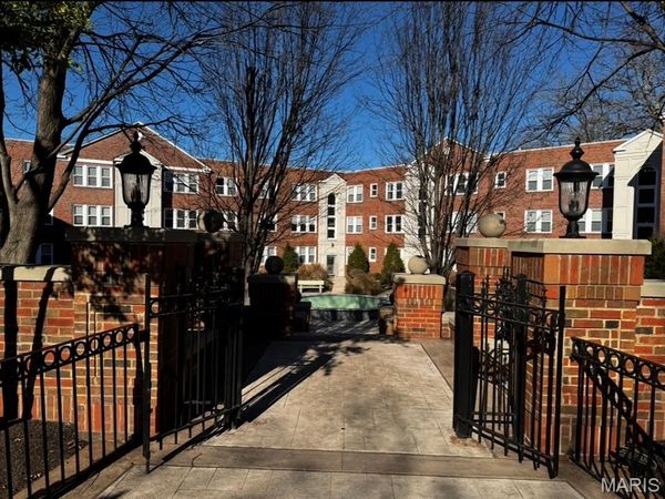 7743 Kingsbury Boulevard , Unit 21, Clayton, MO 63105