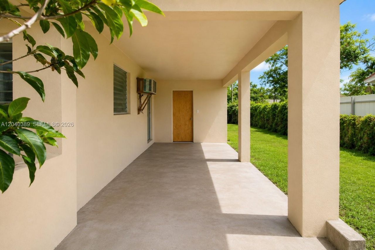 2950 NW 173rd Ter, Miami Gardens, FL 33056 Photo