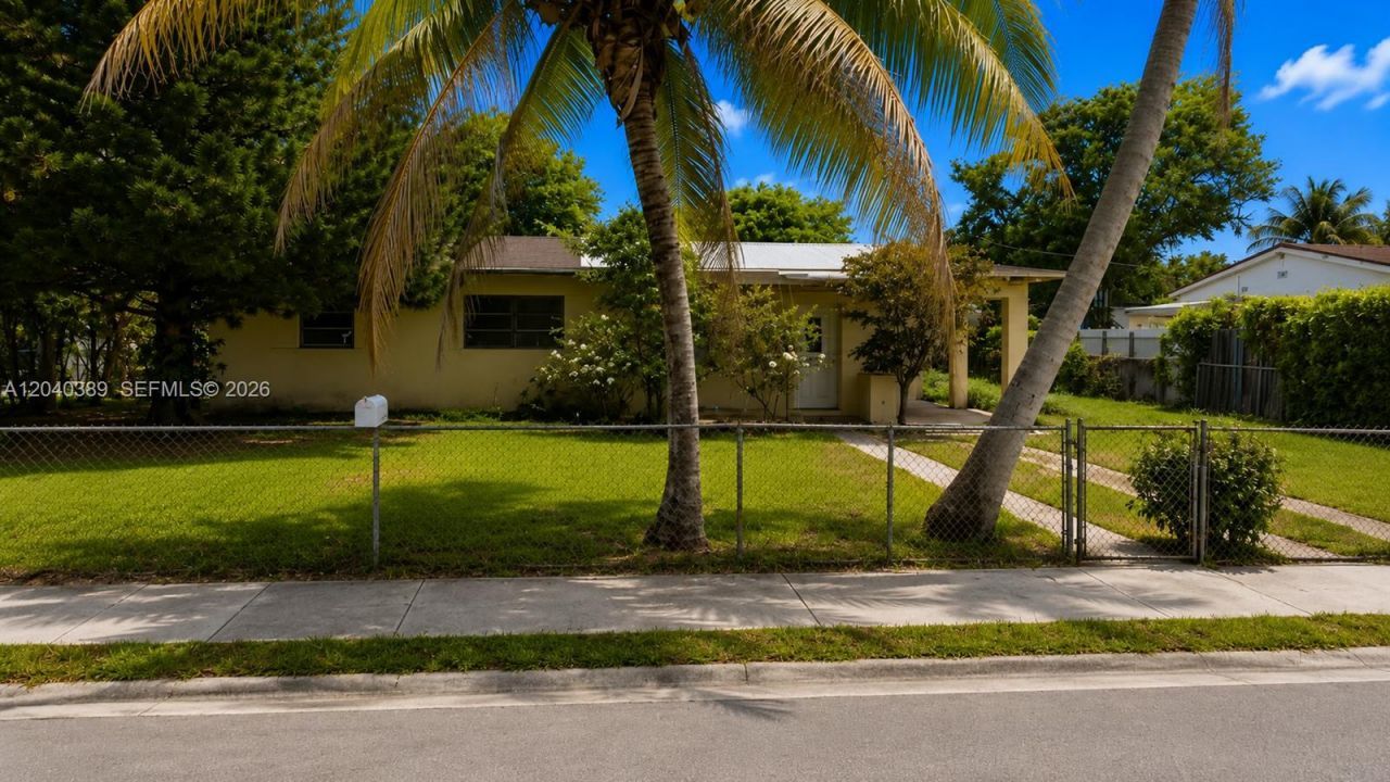 2950 NW 173rd Ter, Miami Gardens, FL 33056 Photo