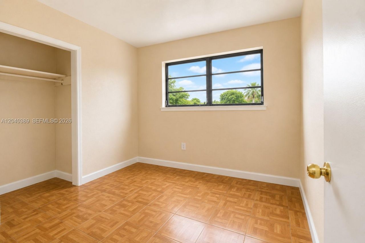 2950 NW 173rd Ter, Miami Gardens, FL 33056 Photo