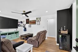 5150 Monterey Street photo 4