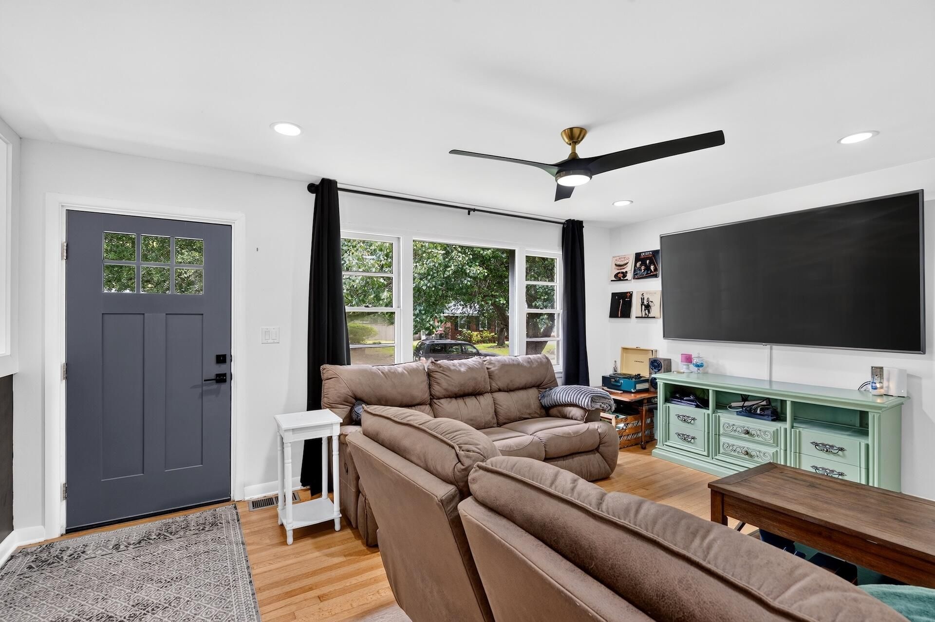 5150 Monterey Street Photo 4