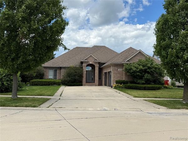 21683 Trevor Court , Macomb Twp, MI 48044
