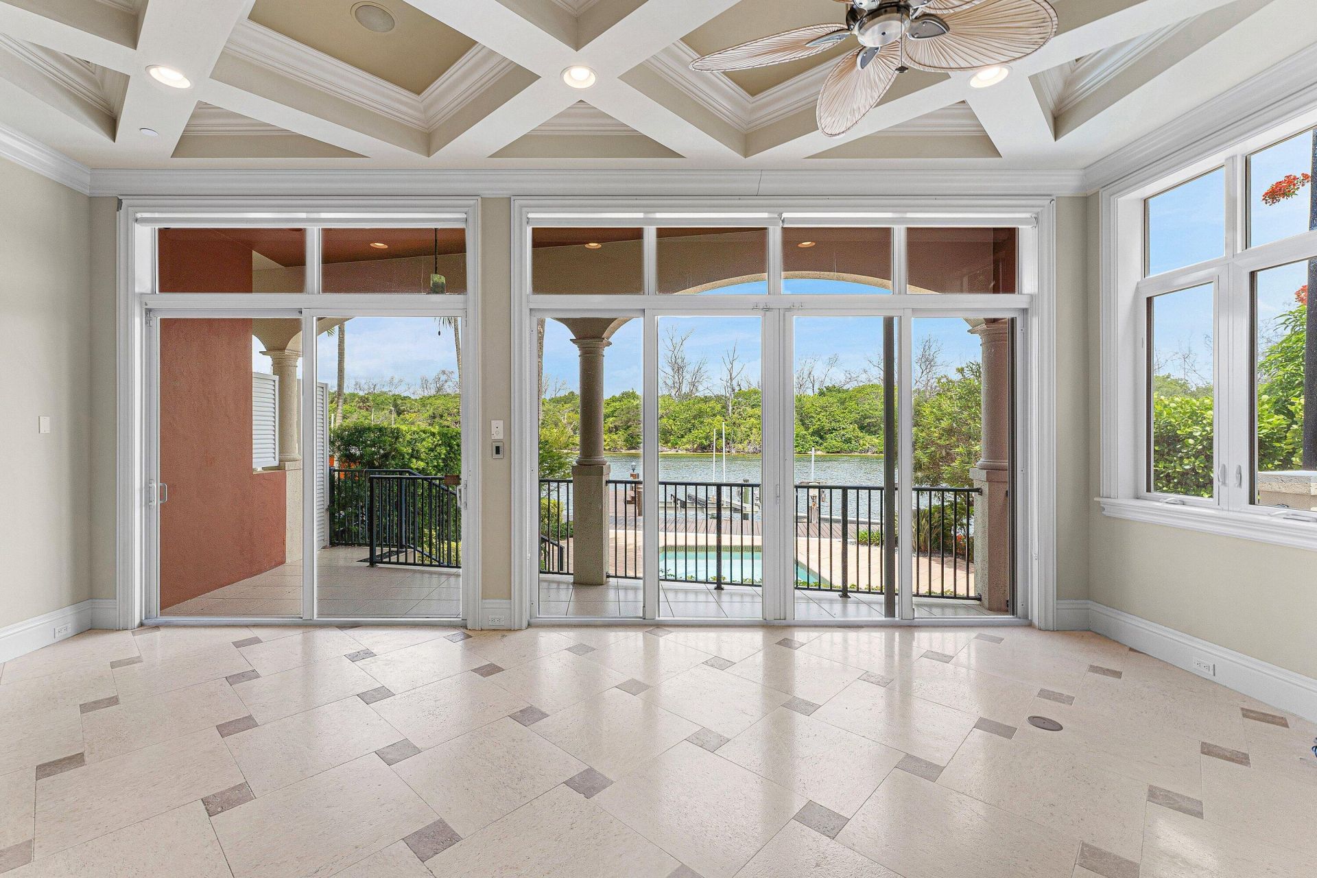453 NE 19th Avenue, Deerfield Beach, FL 33441 Photo